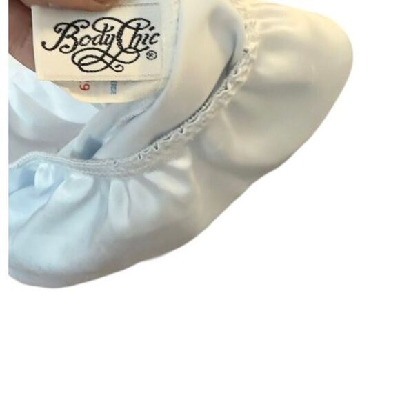 Vintage Body Chic Polyester Slip - Picture 4 of 6